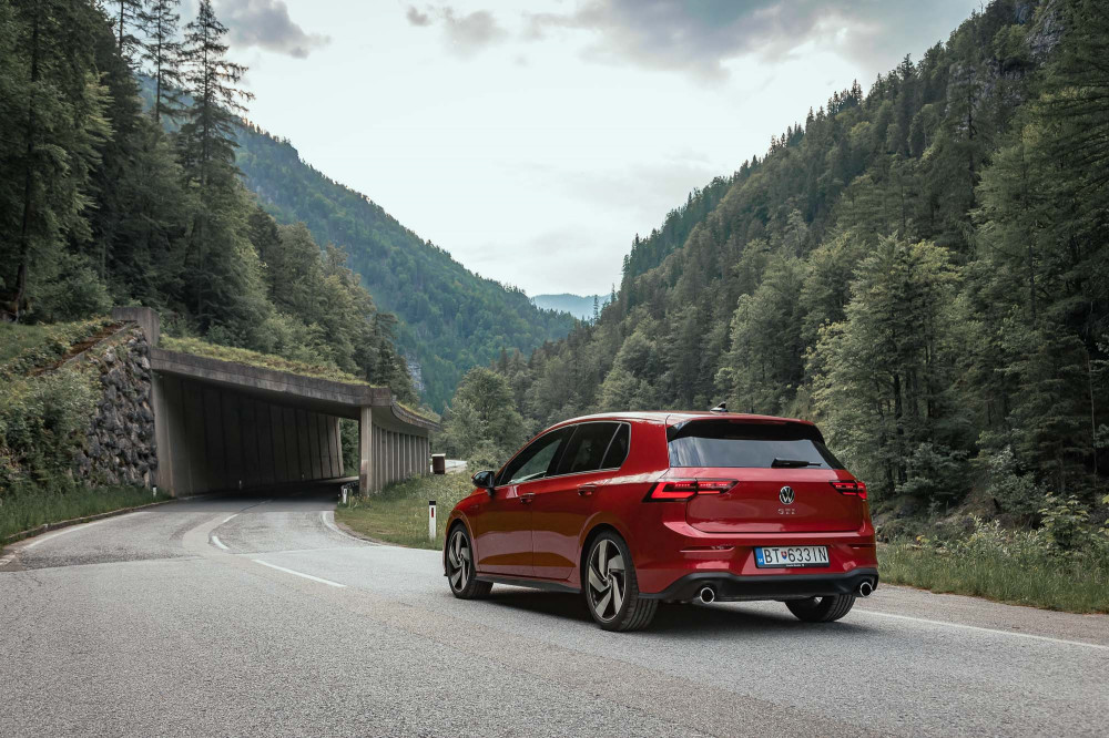 Volkswagen Golf GTI